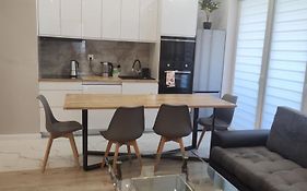 Apartament Klimatyzowany na Ciepłej